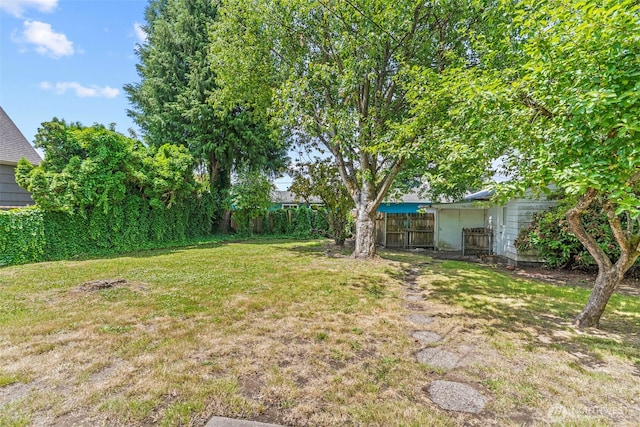 2809 Nichols Blvd, Longview, WA 98632 - view of yard