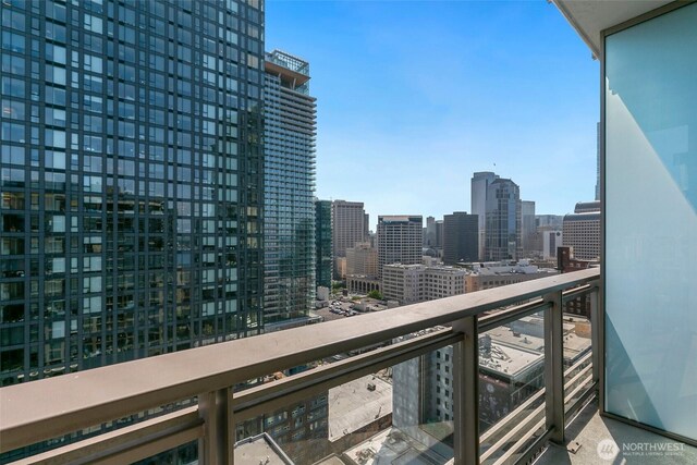 2033 2nd Ave Unit 2005, Seattle, WA 98121 - photo 3