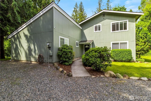 1535 Ten Mile Rd, Everson, WA 98247 - mid-century modern home with a front yard