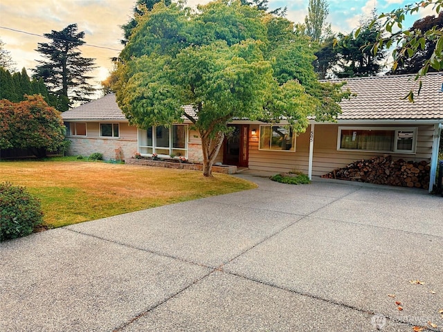505 Linden Rd, Bellingham, WA 98225 - ranch-style house featuring a front yard, a tile roof, and concrete driveway