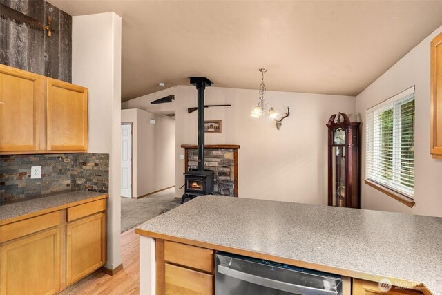 14628 Vail Cut Off Rd SE, Rainier, WA 98576 - photo 10