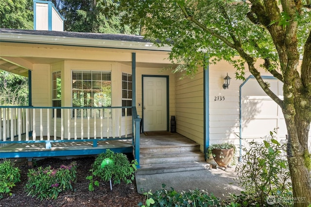 2735 Fordham Ct SE, Lacey, WA 98503 - view of exterior entry featuring covered porch