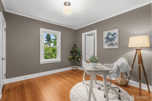 1230 NE 100th St, Seattle, WA 98125 - office space with ornamental molding and wood finished floors