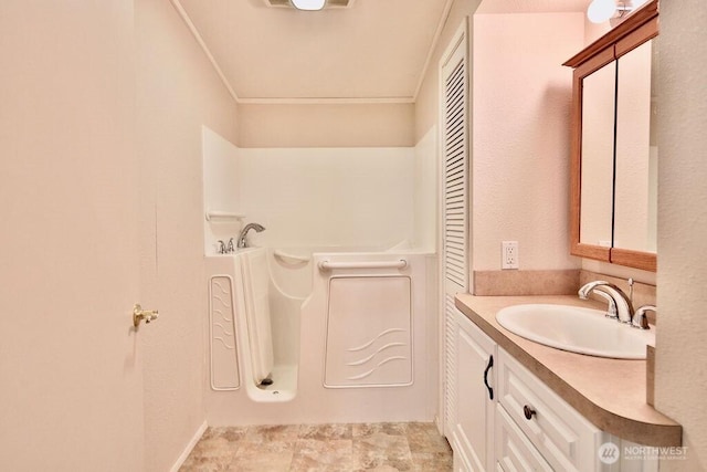 140 Fleming Dr, Sequim, WA 98382 - full bathroom featuring a garden tub and vanity