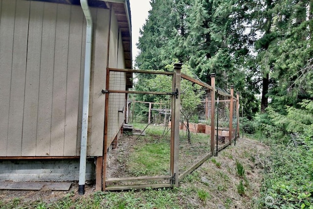 140 Fleming Dr, Sequim, WA 98382 - view of yard with a gate