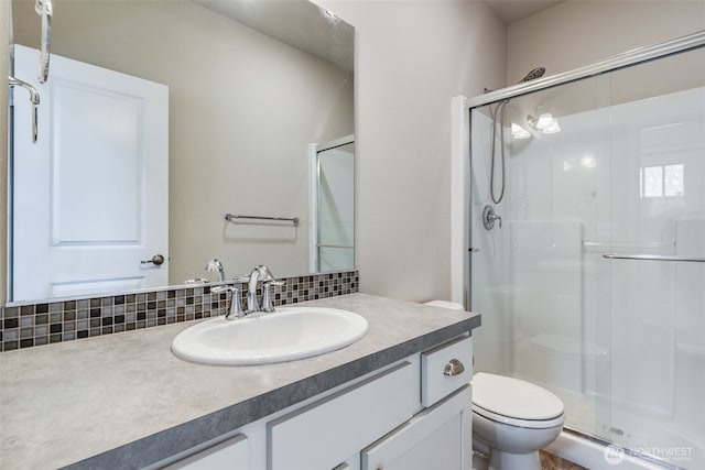 7336 Ashdown Ln SE, Olympia, WA 98513 - bathroom featuring a shower stall and vanity