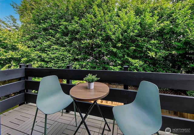 4314 Linden Ave N, Seattle, WA 98103 - view of wooden terrace
