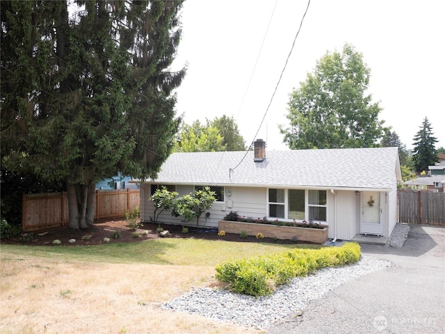 18111 46th Ave S, Seatac, WA 98188 - ranch-style home featuring a chimney and roof with shingles