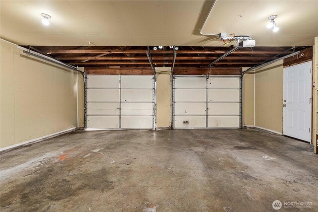 2530 SW 325th Pl, Federal Way, WA 98003 - garage featuring a garage door opener