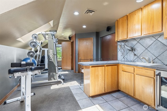 78718 Echols Rd, Hermiston, OR 97838 - workout room featuring recessed lighting and beverage cooler