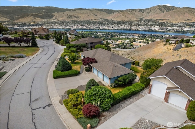 2338 Grand Ave, East Wenatchee, WA 98802 - aerial view of residential area with a water and mountain view