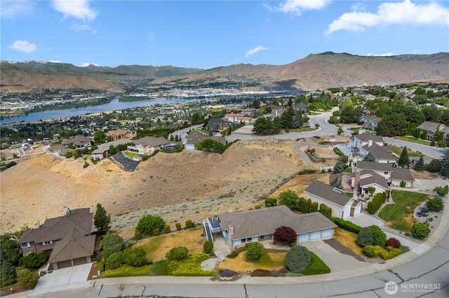 2338 Grand Ave, East Wenatchee, WA 98802 - aerial view of property's location with a water and mountain view and nearby suburban area