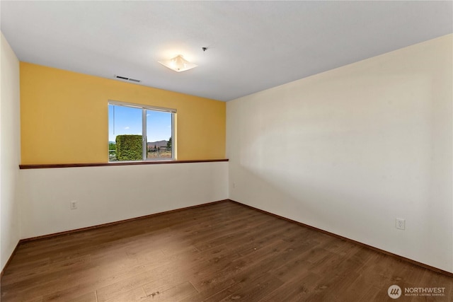 2338 Grand Ave, East Wenatchee, WA 98802 - unfurnished room with wood finished floors