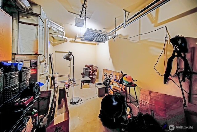 816 Cherry Ave, Sumner, WA 98390 - garage featuring a garage door opener