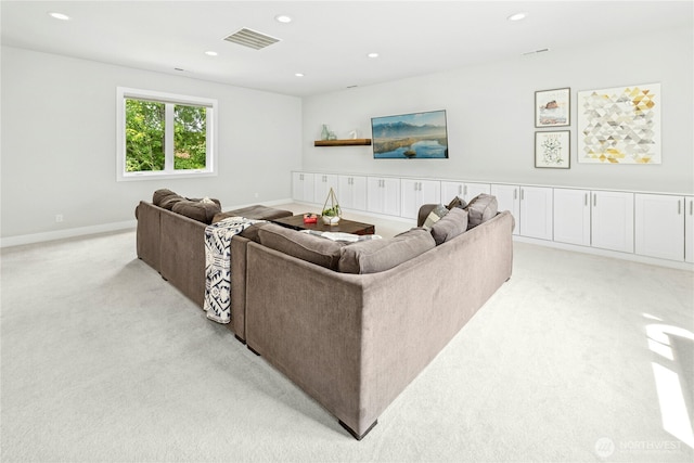 6686 NE Ralston Rd, Bainbridge Island, WA 98110 - living room with light carpet and recessed lighting
