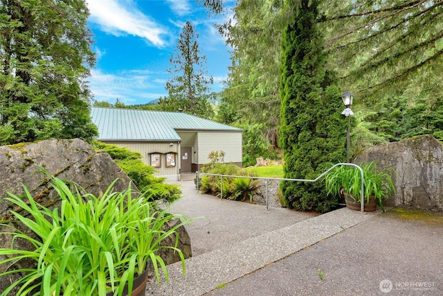 14001 Welcome Rd, Glacier, WA 98244 - exterior space