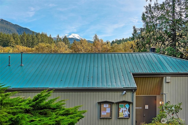 14001 Welcome Rd, Glacier, WA 98244 - view of property with a mountain view