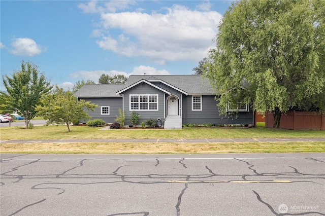 111 Jefferson Ct, Sumas, WA 98295 - ranch-style house with roof with shingles