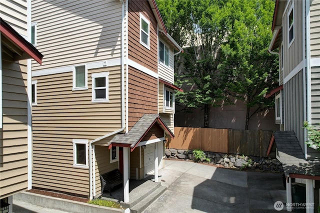 132 N 101st St, Seattle, WA 98133 - photo 1