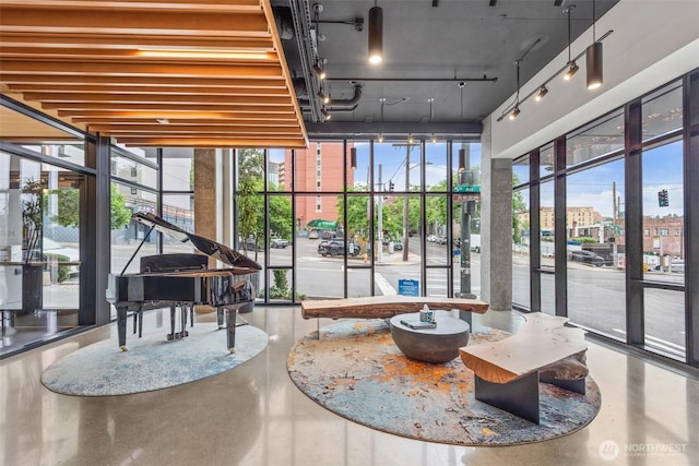 450 S Main St Unit 505, Seattle, WA 98101 - common area with floor to ceiling windows