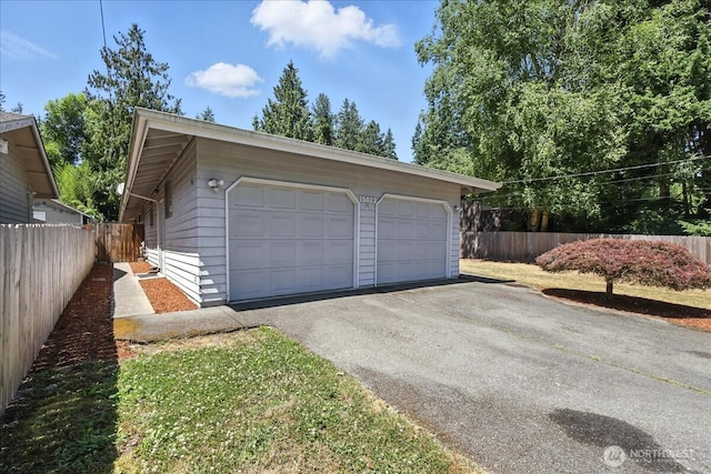 15023 Densmore Ave N, Shoreline, WA 98133 - view of detached garage