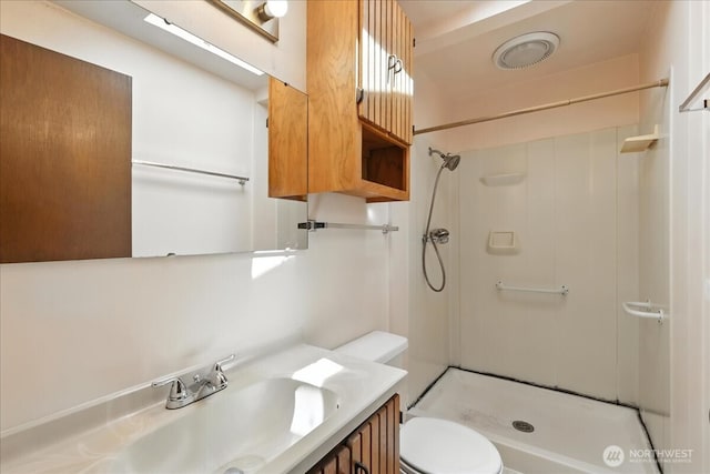 15023 Densmore Ave N, Shoreline, WA 98133 - full bathroom featuring a stall shower and vanity