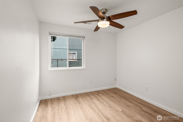 1116 30th St NE, Auburn, WA 98002 - empty room featuring light wood-type flooring and ceiling fan