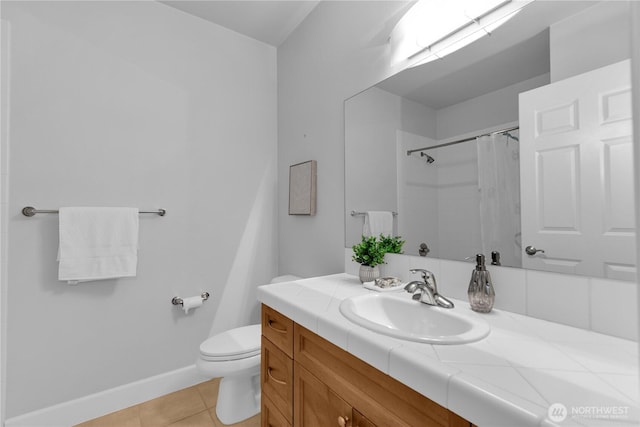 7549 SE 29th St Unit 301, Mercer Island, WA 98040 - full bath featuring vanity, tile patterned floors, and a shower with shower curtain