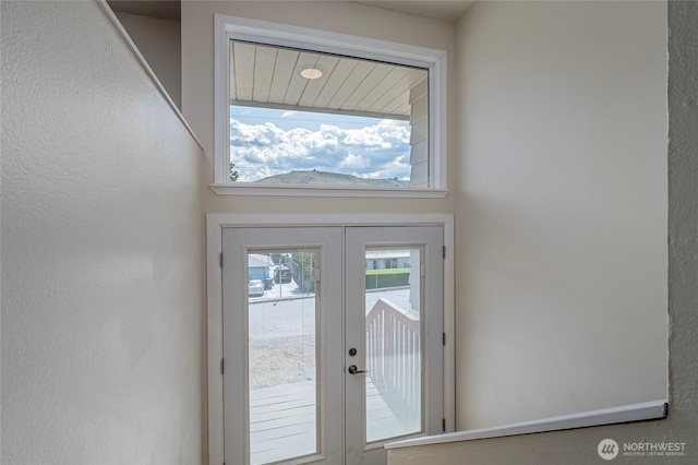 2117 S Majestic Dr, East Wenatchee, WA 98802 - entryway with french doors