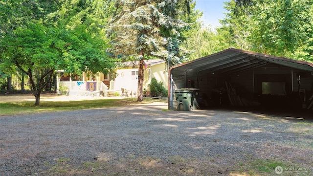 6321 41st Ave NW, Olympia, WA 98502 - view of front of house featuring gravel driveway