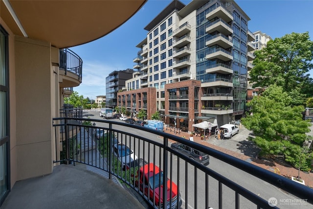 10047 Main St Unit 319, Bellevue, WA 98004 - view of balcony