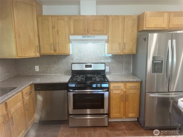 4207 Bateman St S, Seattle, WA 98118 - photo 2