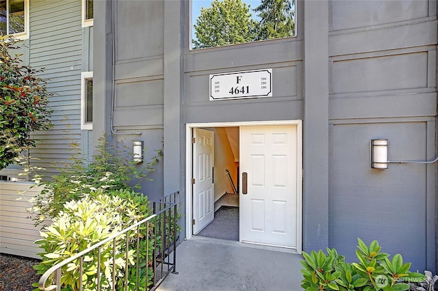 4641 W Lake Sammamish Pkwy SE Unit F205, Issaquah, WA 98027 - photo 1