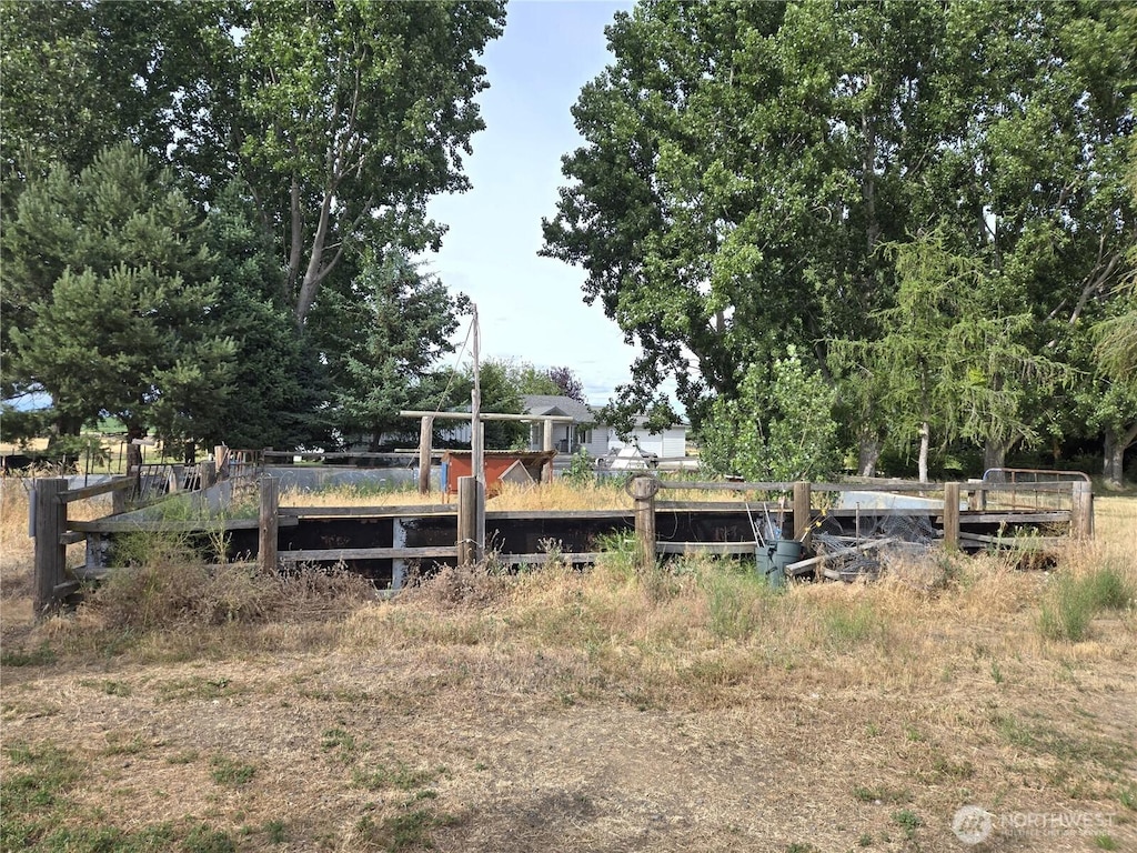 1830 W Black Arrow Ln, Othello, WA 99344 - view of yard
