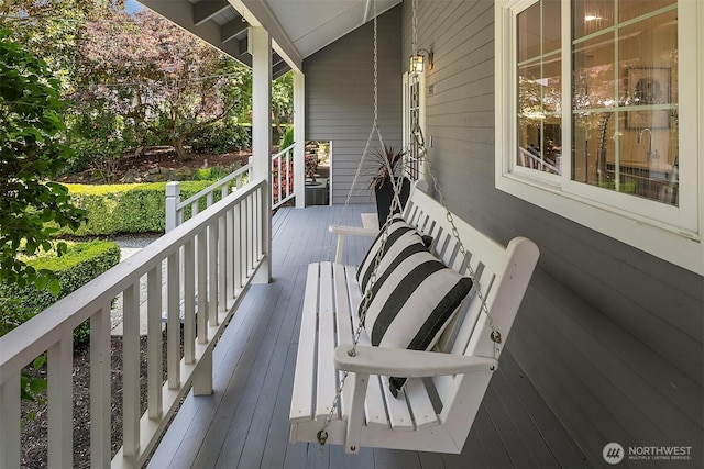 527 16th Ave W, Kirkland, WA 98033 - view of porch
