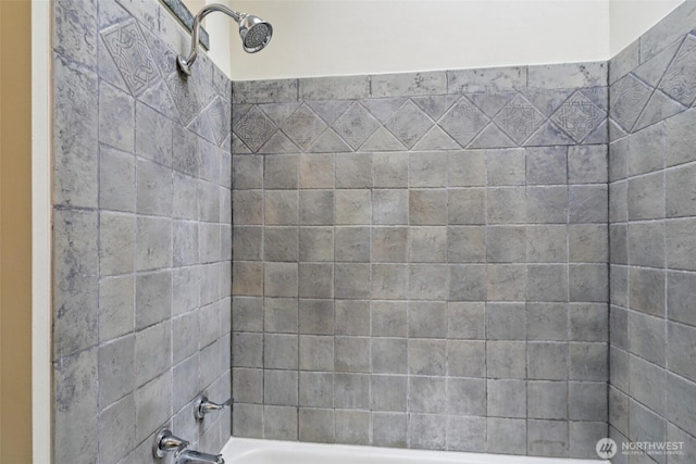 806 SW 126th St, Seattle, WA 98146 - full bathroom featuring  shower combination