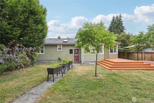 806 SW 126th St, Seattle, WA 98146 - rear view of house featuring a deck