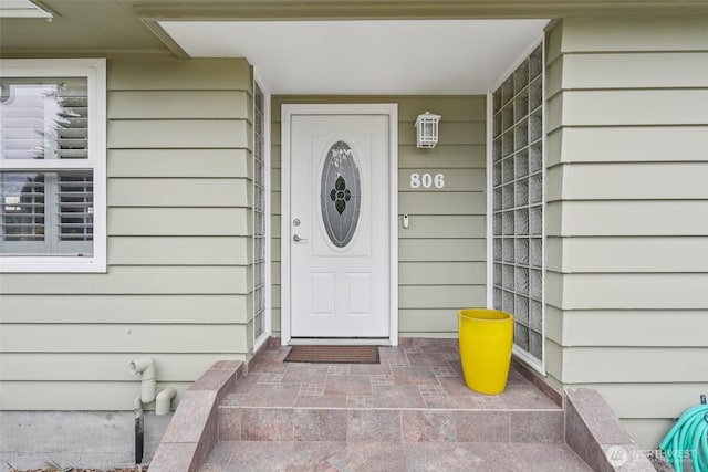 806 SW 126th St, Seattle, WA 98146 - entrance to property featuring covered porch