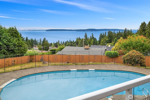 8717 182nd Pl SW, Edmonds, WA 98026 - view of swimming pool