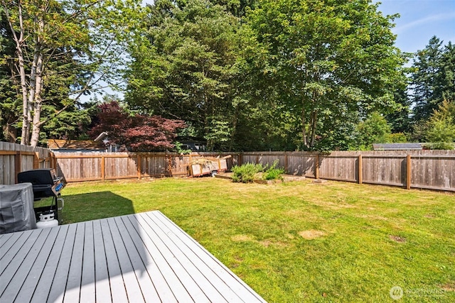 17602 154th Way SE, Yelm, WA 98597 - fenced backyard featuring a deck