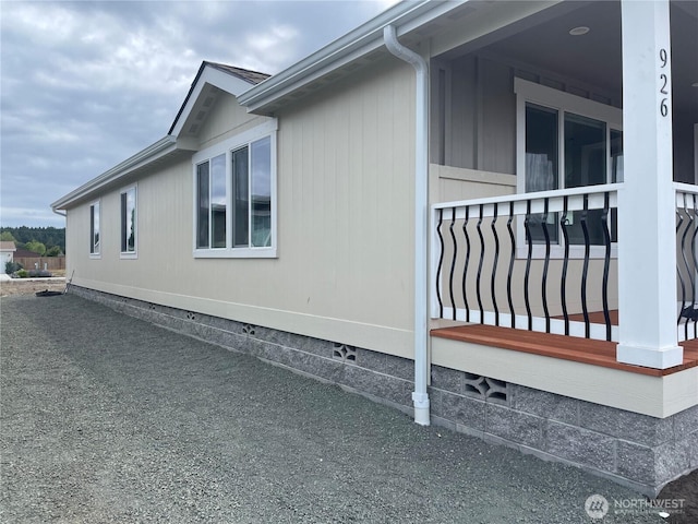 926 N Rock Rose Ave, Sequim, WA 98382 - view of side of property featuring crawl space