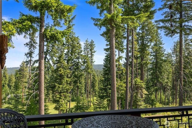 151 Miners Camp Way, Cle Elum, WA 98922 - balcony featuring a forest view