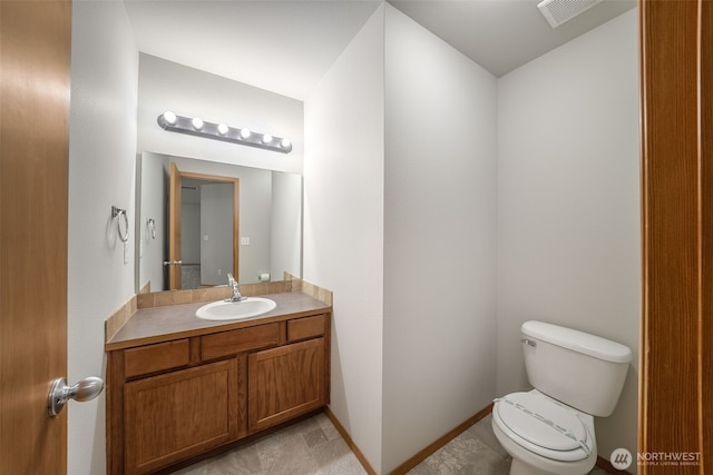 4817 S 251st Ct, Kent, WA 98032 - half bath featuring toilet and vanity