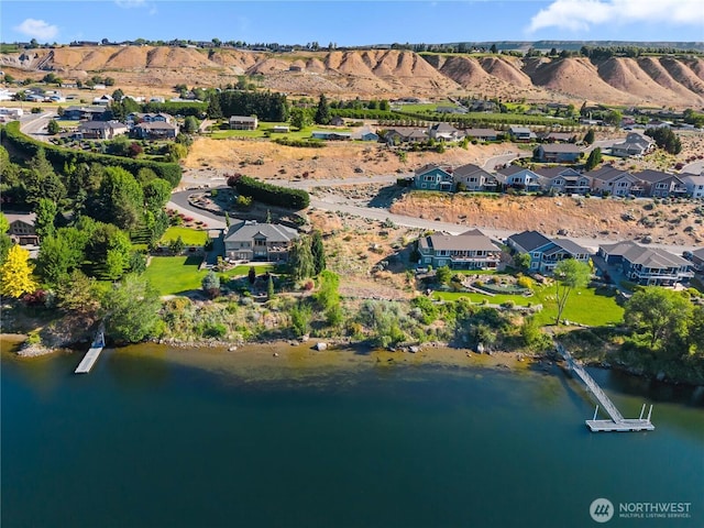 2835 Aspen Shores Dr, East Wenatchee, WA 98802 - aerial overview of property's location featuring nearby suburban area and a large body of water