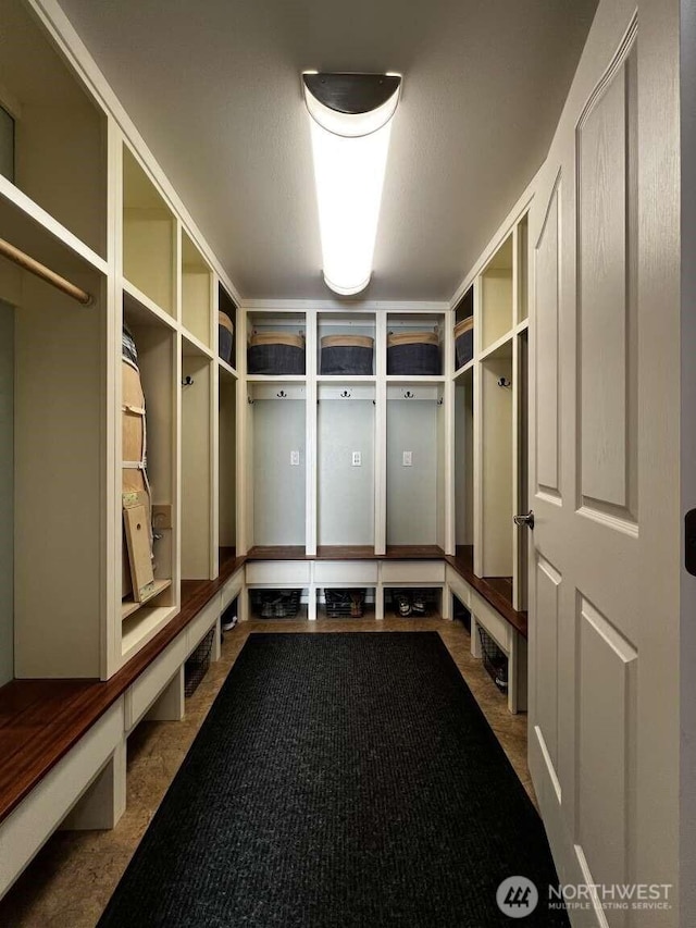 12003 Summit Haven Pl, Yakima, WA 98908 - view of mudroom