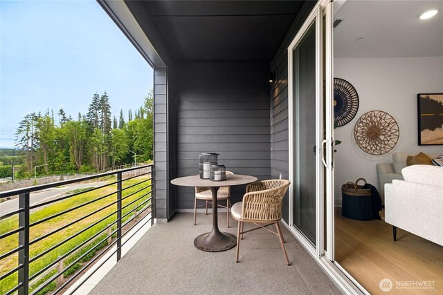 12257 137th Pl NE Unit 2901, Redmond, WA 98052 - view of balcony
