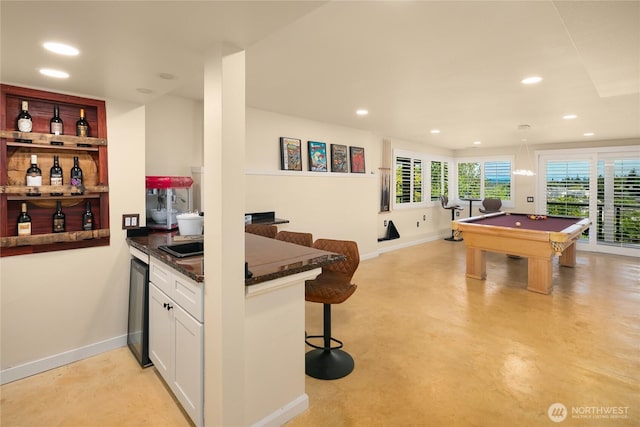 7440 SE 32nd St, Mercer Island, WA 98040 - bar with pool table, recessed lighting, concrete floors, plenty of natural light, and hanging light fixtures