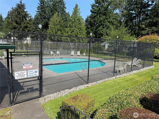 509 S 323rd Pl Unit 15E, Federal Way, WA 98003 - view of pool with a gate