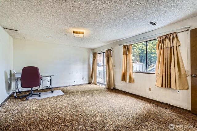 2708 NE 106th Pl, Seattle, WA 98125 - unfurnished office with carpet floors and a textured ceiling