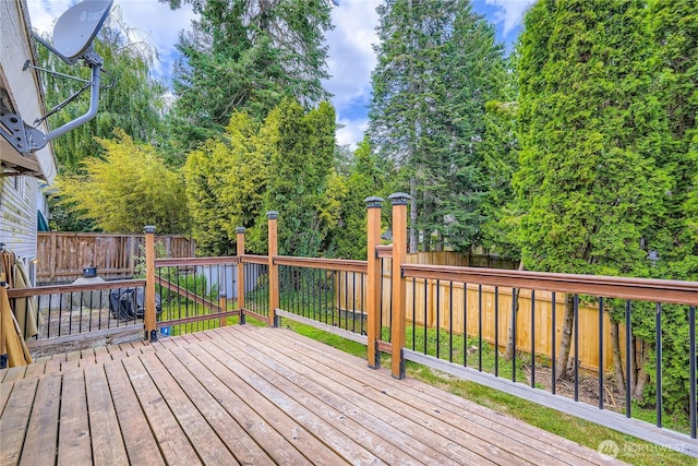 2708 NE 106th Pl, Seattle, WA 98125 - wooden terrace with a fenced backyard